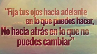 mira-hacia-adelante-nunca-para-atras